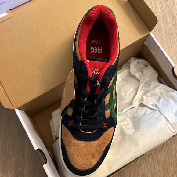 Kith X Ronnie Figs for ASICS Collaboration Sneakers (Limited Edition) - Picture 7 of 7